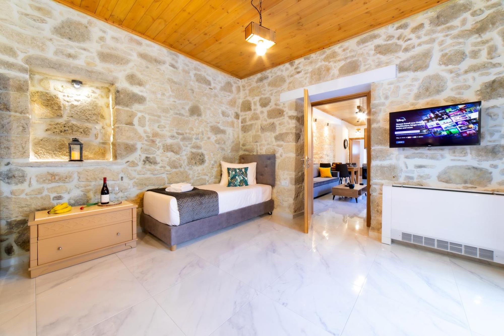 Asmani Apartment Kato Asites